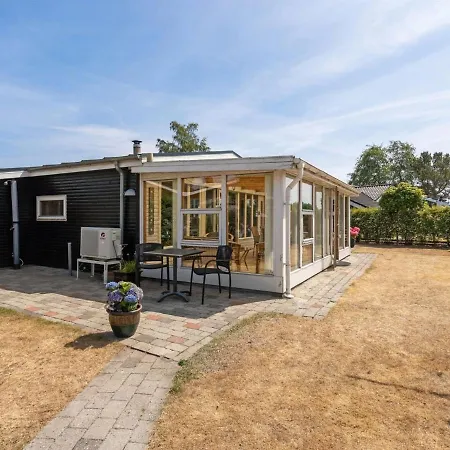 Holiday home Sari - 250m From The Sea In Se Jutland By Interhome *